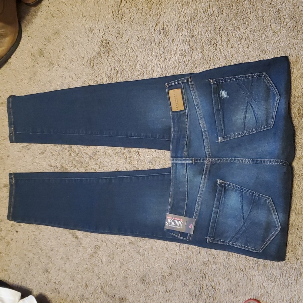 NWT Aeropostale Jeans - Picture 2 of 14